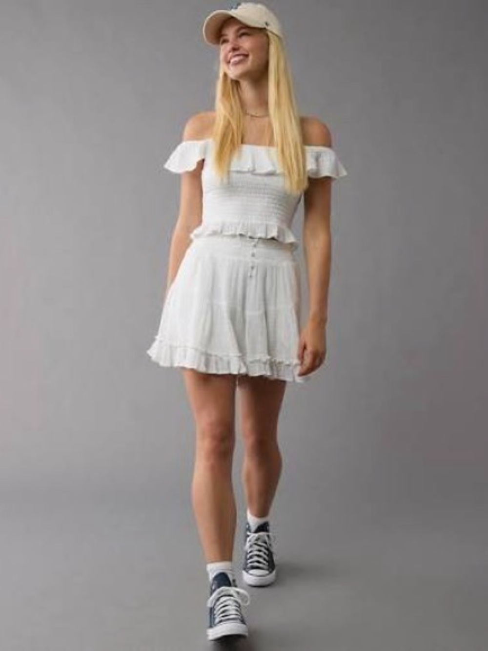 NWT American Eagle Women’s White Ruffled Tiered Bloomer Shorts -Small